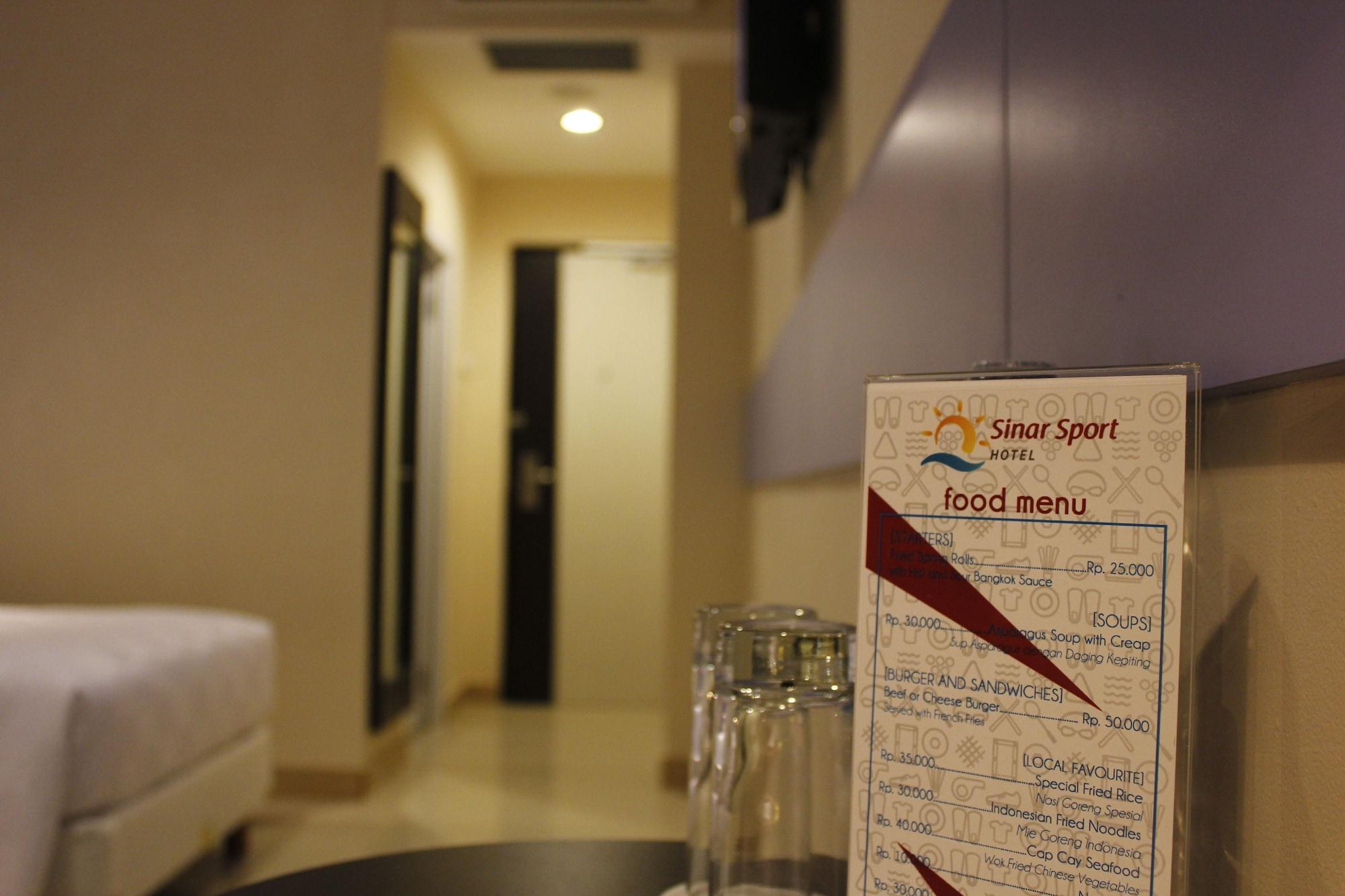 Sinar Sport Hotel Bengkulu Exteriör bild