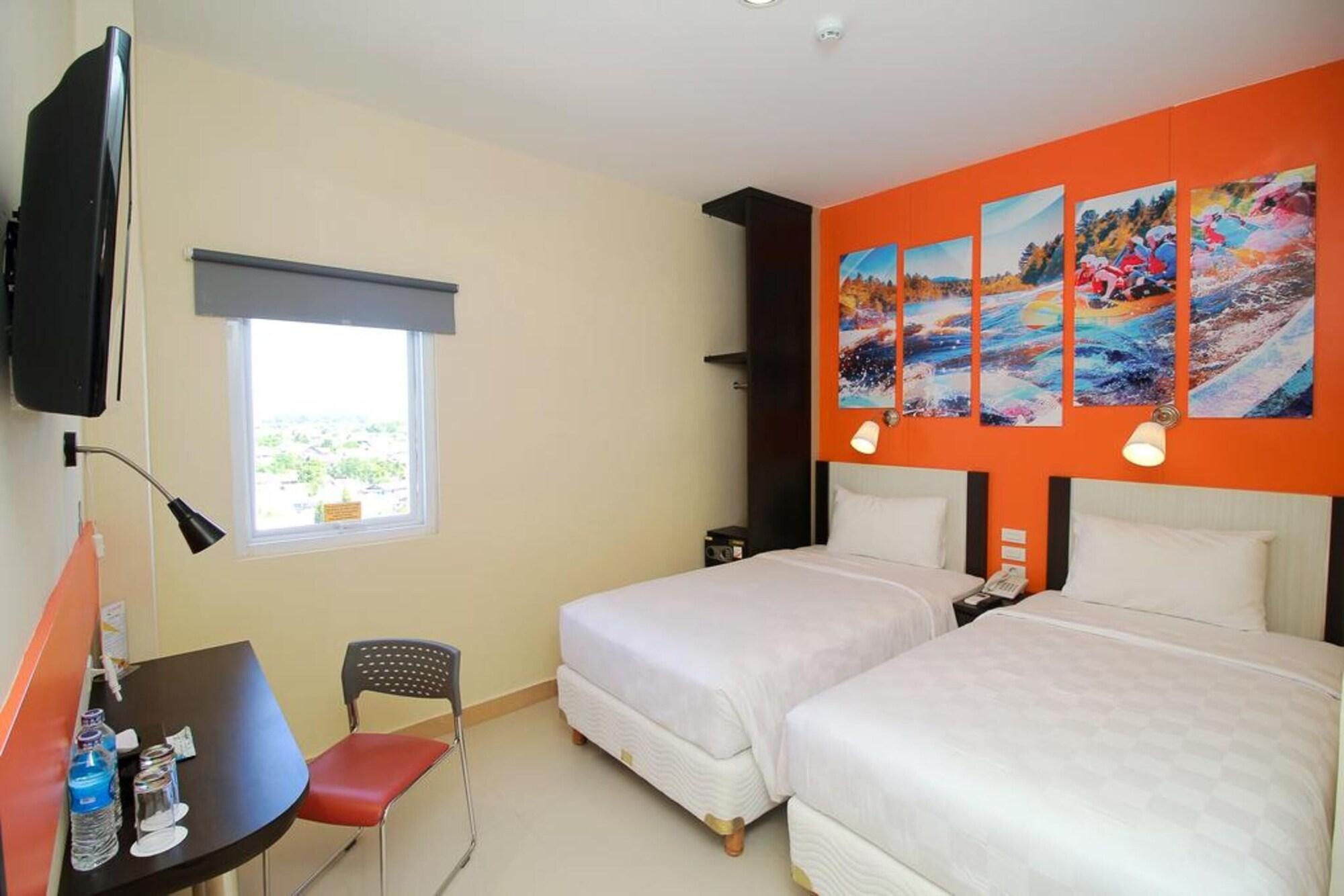 Sinar Sport Hotel Bengkulu Exteriör bild
