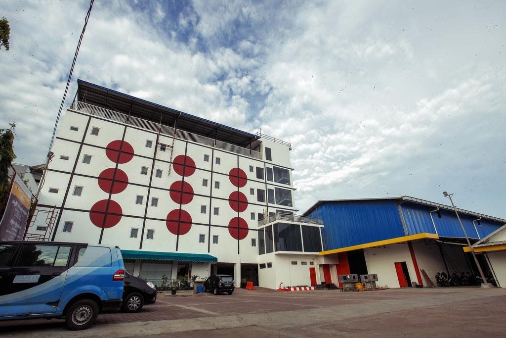 Sinar Sport Hotel Bengkulu Exteriör bild