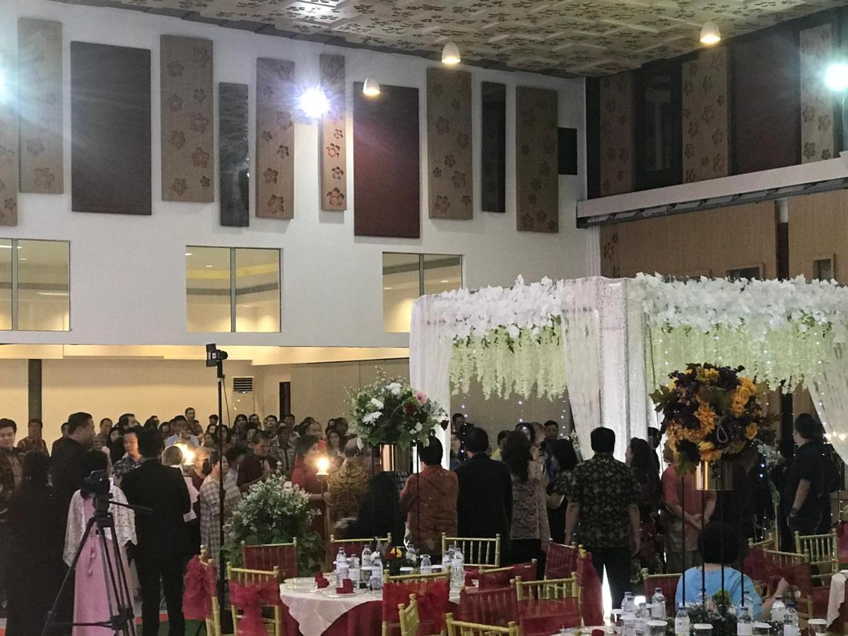 Sinar Sport Hotel Bengkulu Exteriör bild