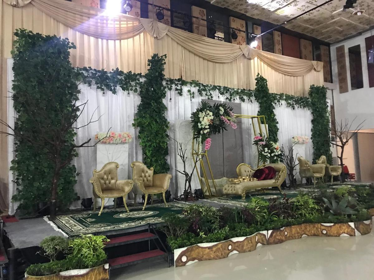 Sinar Sport Hotel Bengkulu Exteriör bild